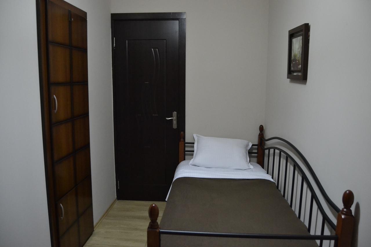 Apartment Georgia Tbilisi Buitenkant foto