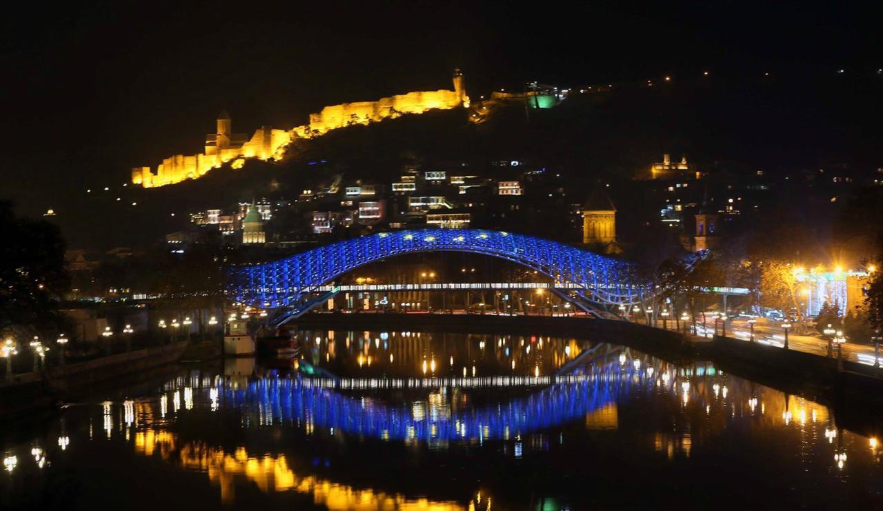 Apartment Georgia Tbilisi Buitenkant foto